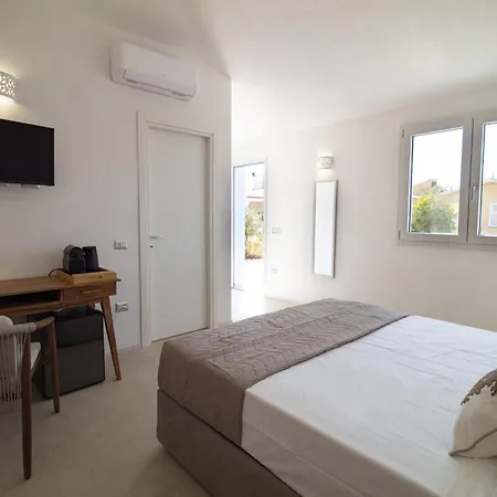 בית הארחה Borgo Bianco 4*